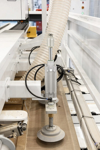 Обрабатывающий центр с ЧПУ Nanxing NCG3021L