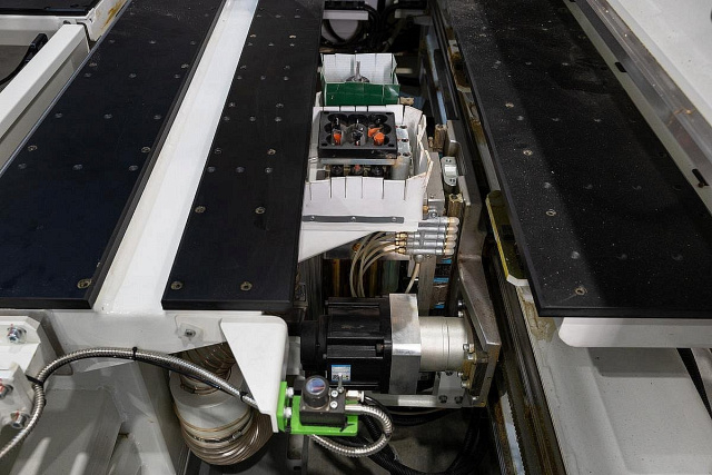 Сверлильно-присадочный центр с ЧПУ Nanxing ND612CT