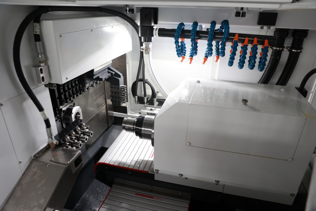 Автомат продольного точения IRONMAC ISL-206