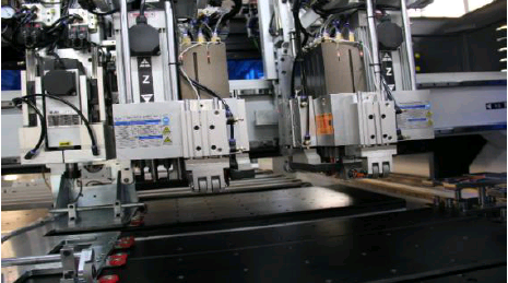 Сверлильно-присадочный станок с ЧПУ BJD LP810DL