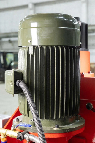 Станок для заточки промышленных ножей IRONMAC 2200AM