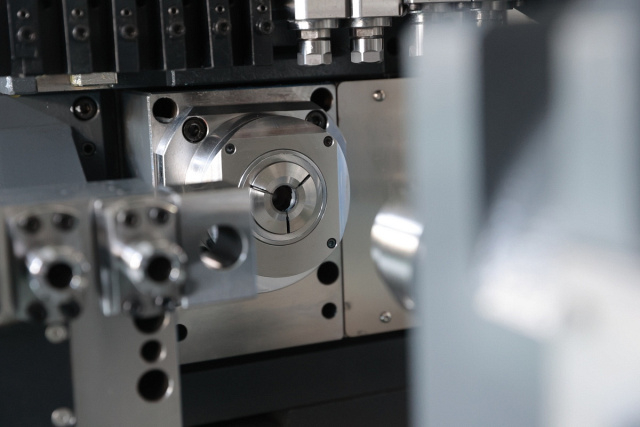 Автоматы продольного точения IRONMAC ISL-205 и ISL-206