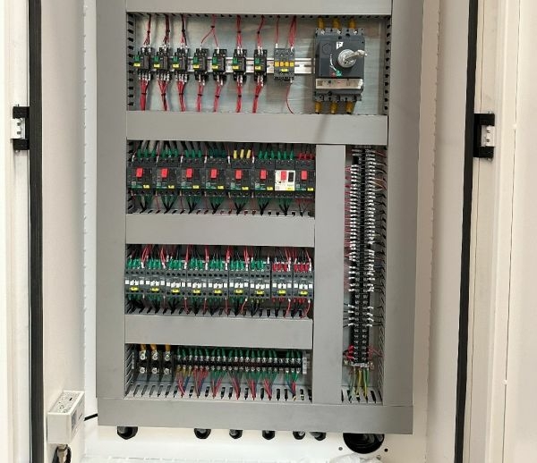 Четырехсторонние продольно-фрезерные станки Gau Jing серии GN