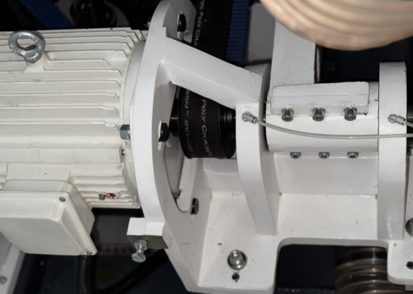 Автоматический торцовочный станок с функцией вырезки дефектов JANGJA AM8515 / EM8515