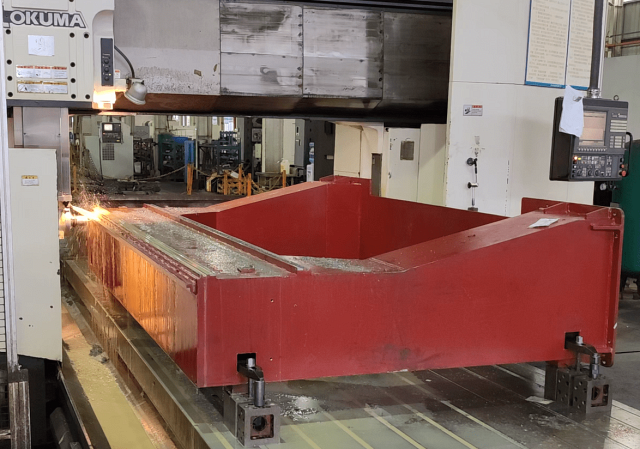 Пятиосевой обрабатывающий центр QUADRO TEOS TEOS