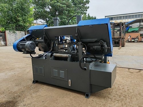 Ленточнопильный станок MetalTec BS 300 CH (угол 90°)