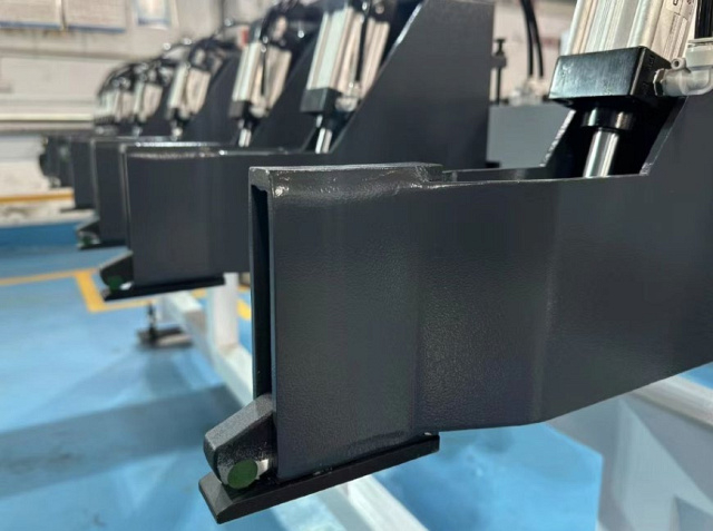 Форматно-раскроечный центр с ЧПУ Filato NP-330A