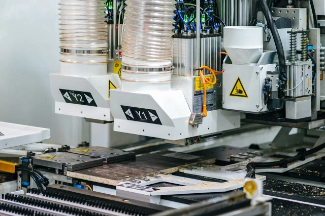 Сверлильно-присадочный центр с ЧПУ Nanxing NСB612DL