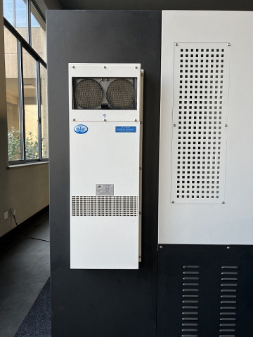 Токарно-фрезерный центр с наклонной станиной KTL65M/750