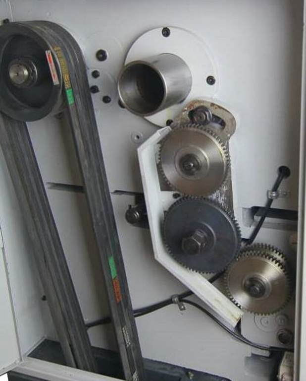 Универсальный токарно-винторезный станок Metal Master ZH 51200 DRO RFS