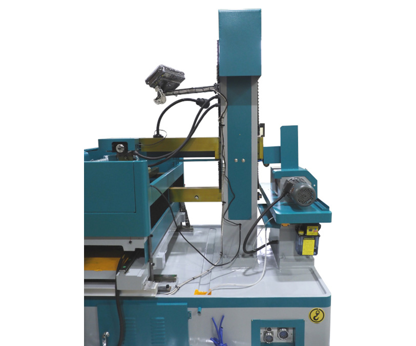 Электроэрозионный проволочно-вырезной станок MetalCraft DK7763-LK