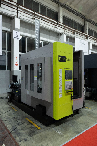 Фрезерный обрабатывающий центр IRONMAC IMU-5X 300