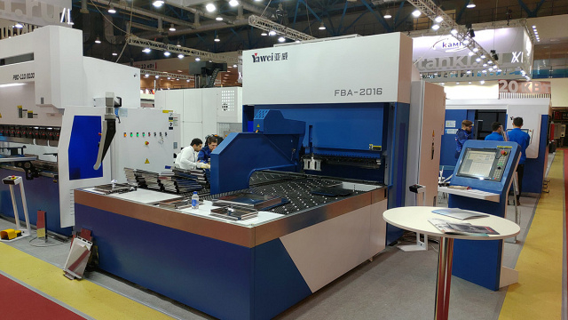 Автоматический панелегиб YAWEI FBA 2016