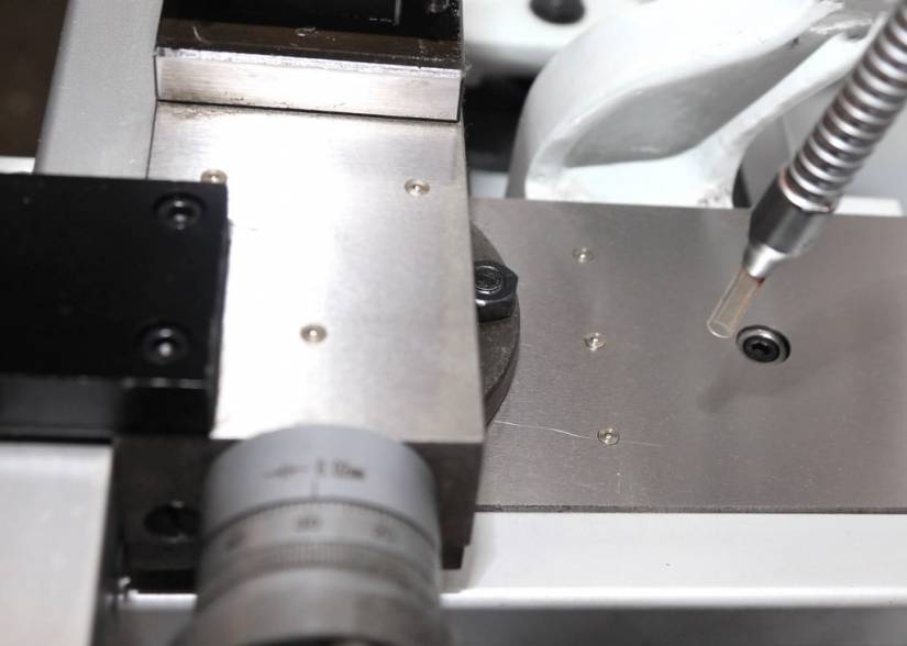 Все подвижные части станка оснащены тавотницами.