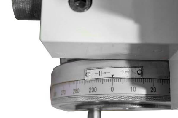 Универсальный токарно-винторезный станок Metal Master ZH 51200 DRO RFS