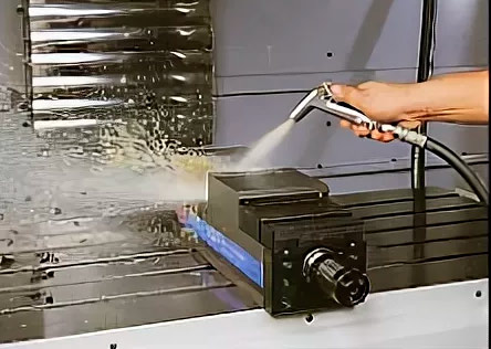 Фрезерный обрабатывающий центр повышенной точности RIC-DMC600