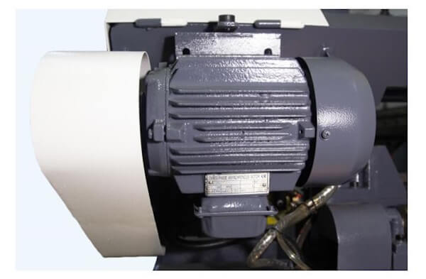 Ленточнопильный двухколонный станок Metal Master MGH-300E