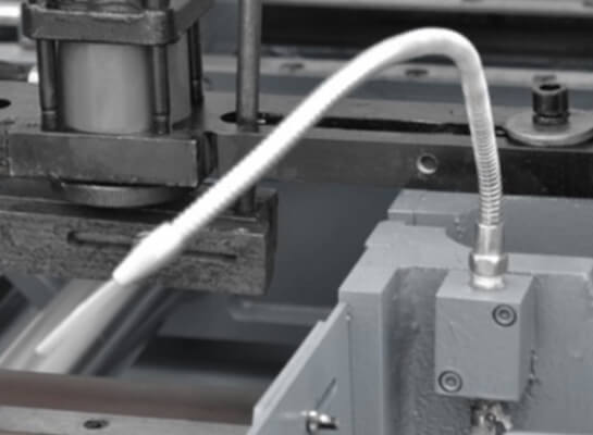 Автоматический двухколонный горизонтальный ленточнопильный станок Metal Master MSK-300