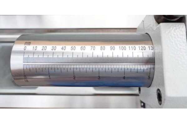 Универсальный токарно-винторезный станок MetalMaster Z46150 RFS