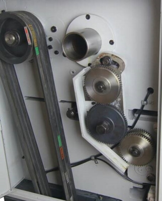 Универсальный токарно-винторезный станок Metal Master ZH 51200 DRO RFS